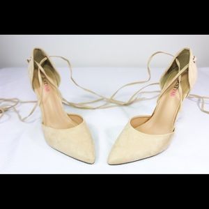 Women’s Mari wrap around ankle pumps